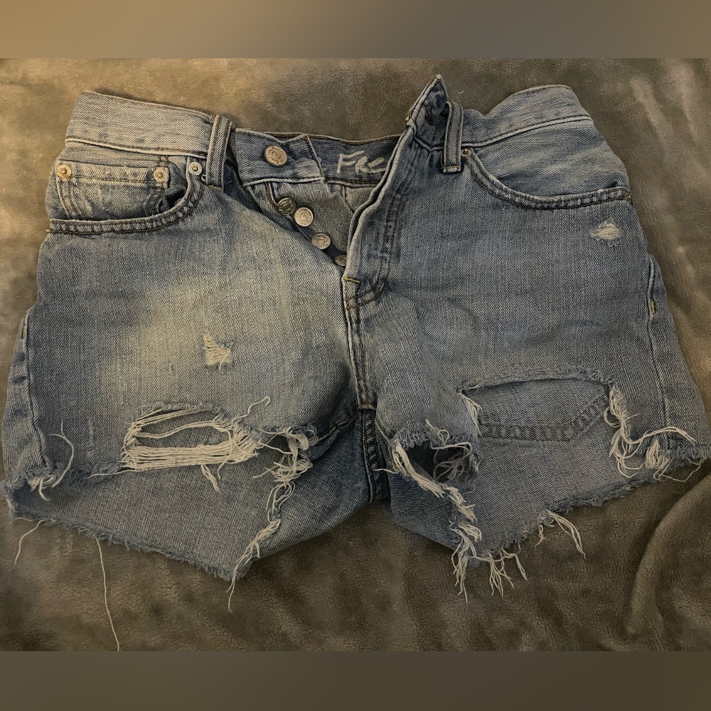 FREE PEOPLE - Midrise Denim Shorts